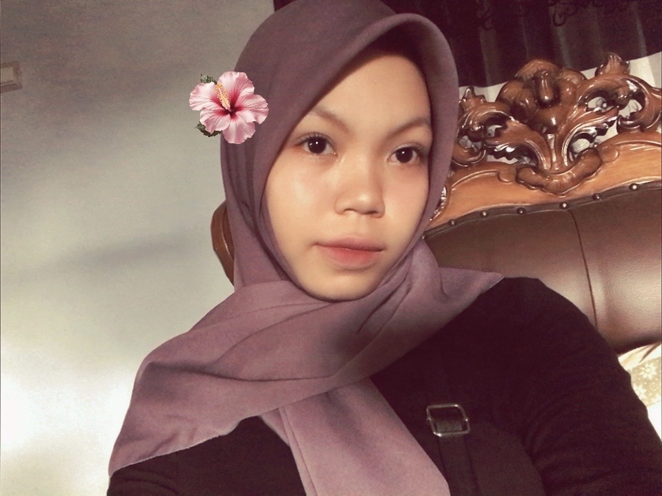 putri anjaryani